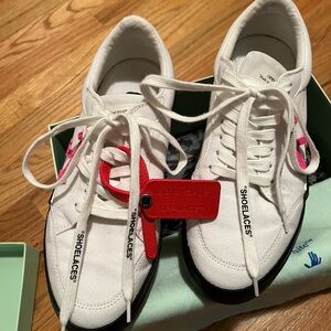 Off-White White c/o Virgil Abloh and Pink Accent Sneakers